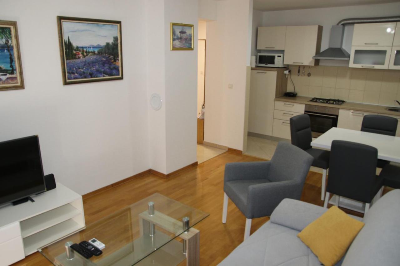 Apartment Pearl-Free Parking Makarska Zewnętrze zdjęcie